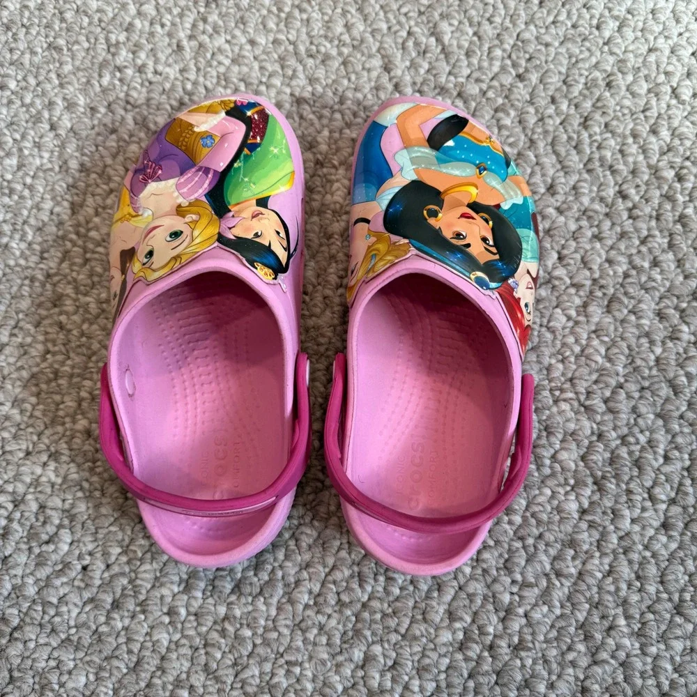 CROCS great normal
